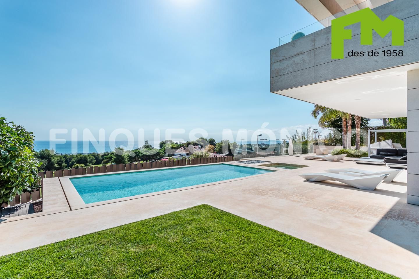 Swimming pool of House or chalet for sale in Teià  with Air Conditioner, Heating and Private garden