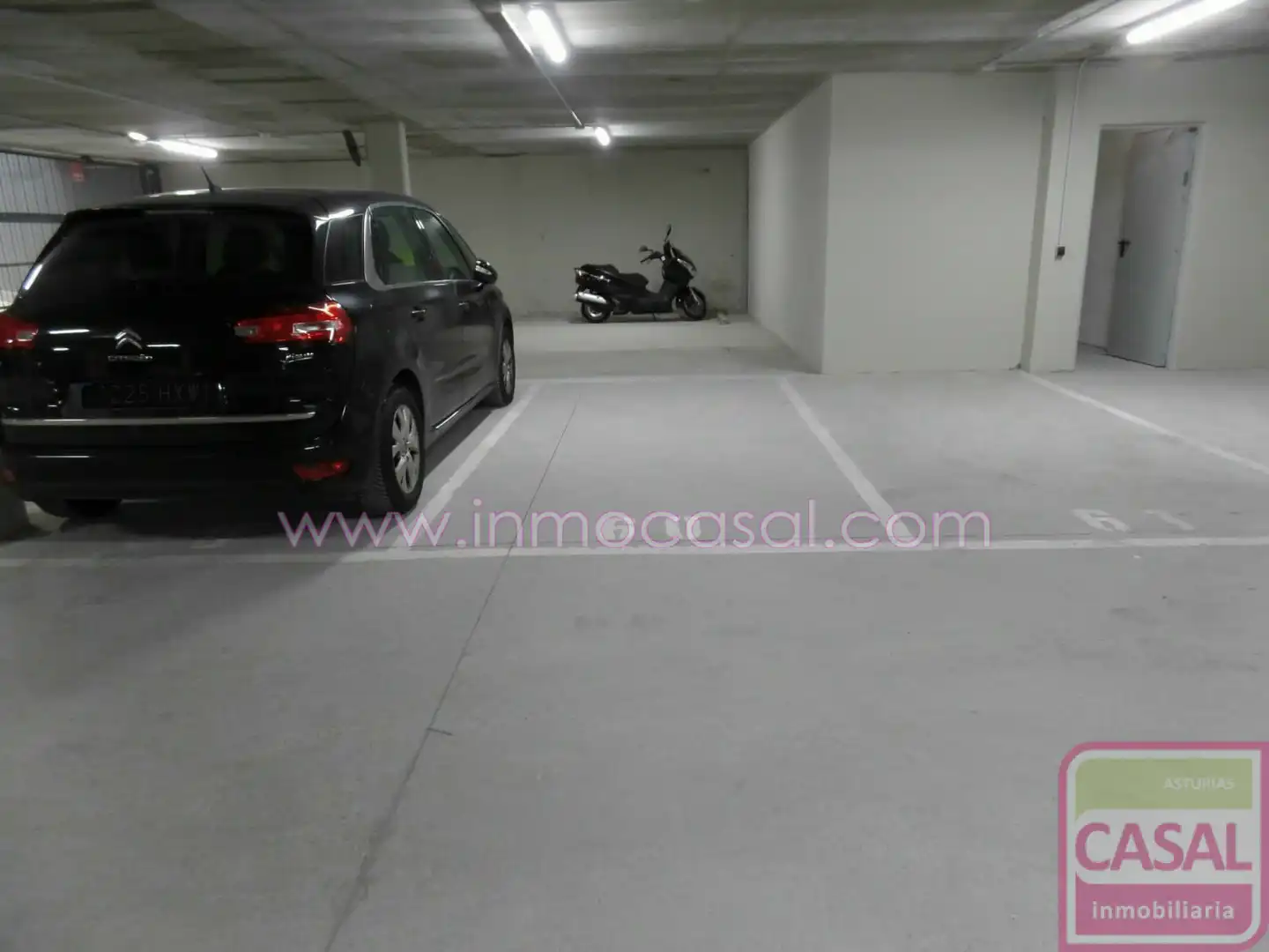 Parking of Garage for rent in Vallobín - La Florida