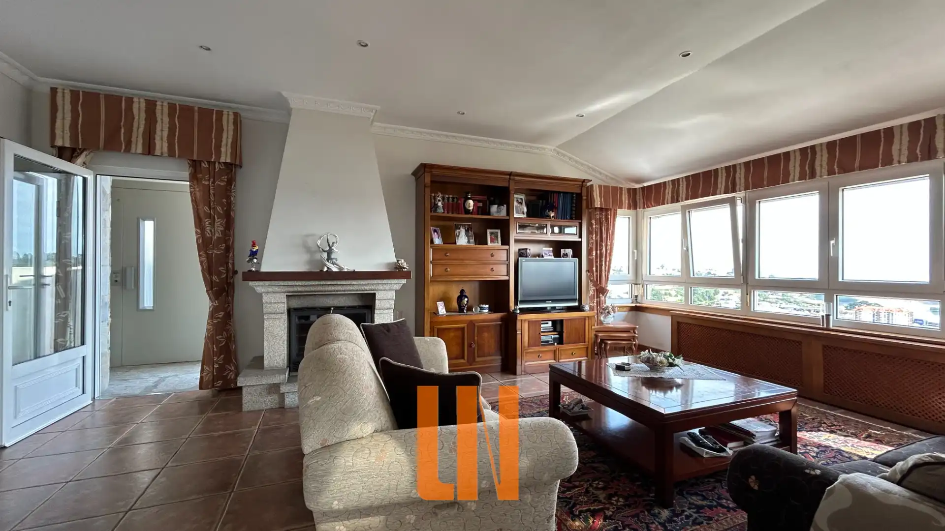 Living room of Houses for sale in Culleredo  with Heating, Private garden and Parquet flooring
