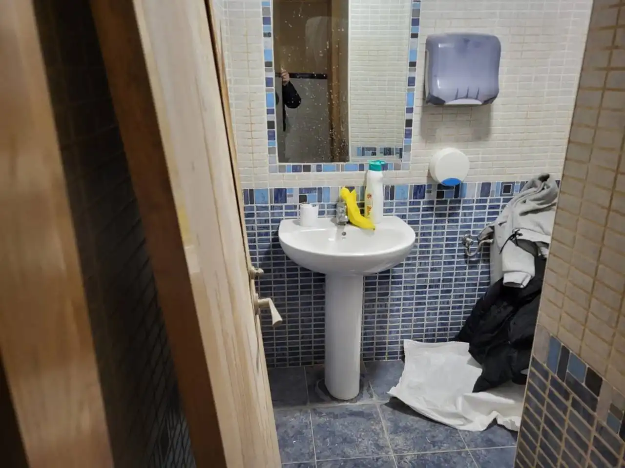 Badezimmer von Büro zum Verkauf in Benetússer mit Klimaanlage