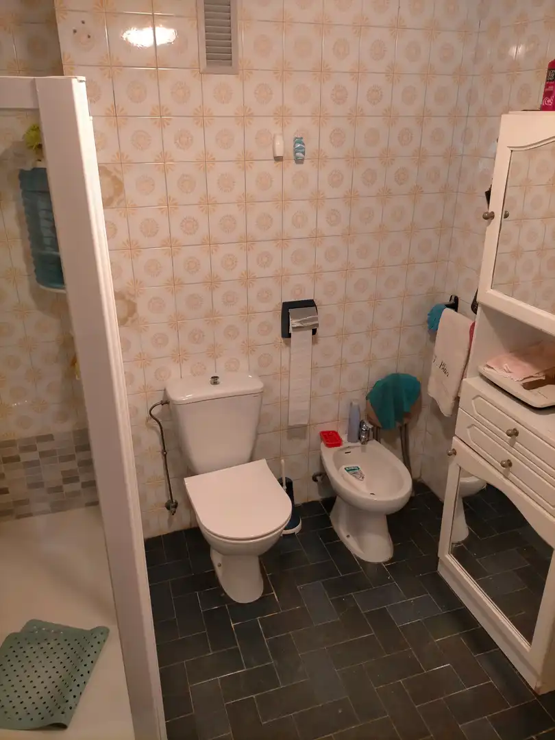 Badezimmer von Wohnung zum Verkauf in Arévalo mit Heizung, Terrasse und Möbliert