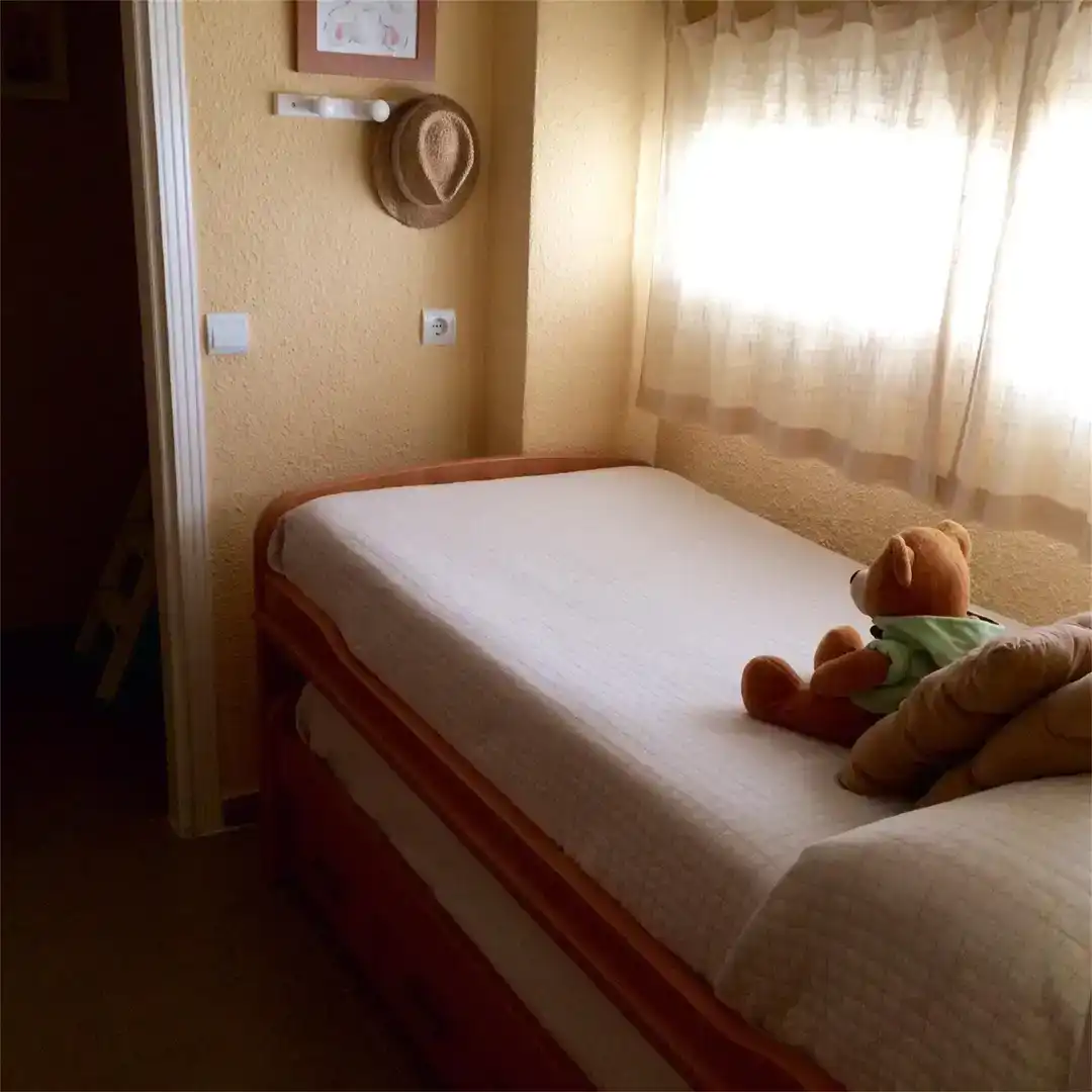 Dormitori de Apartament en venda en Ayamonte amb Aire condicionat, Piscina i Balcó