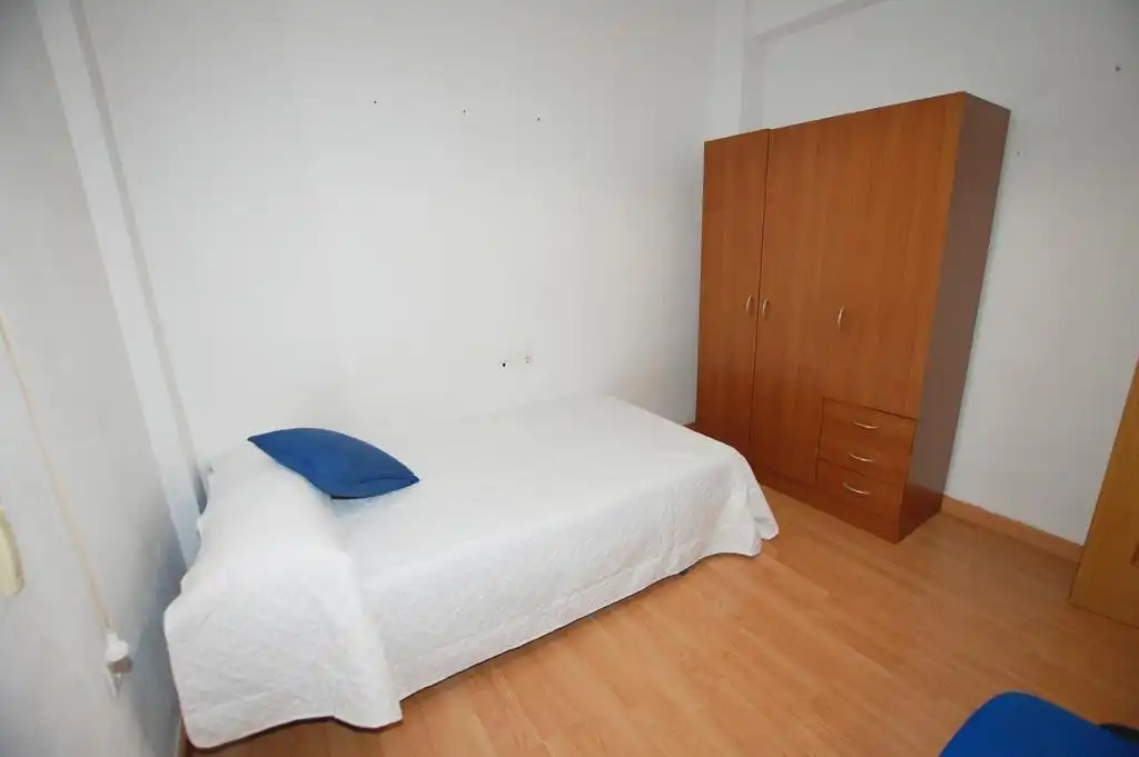 Flat for rent in Camino DE RONDA, Fígares