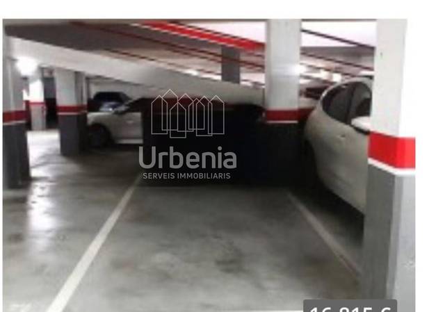 Garaje en Venta en Via Europa - Parc Central
