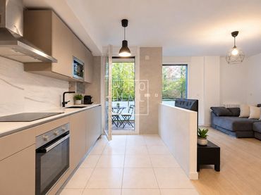 Flat with pool for sale in IPARRALDE