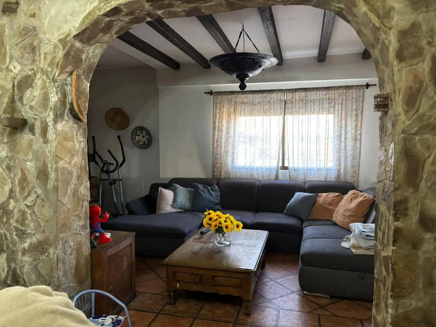 Living room of Houses for sale in Algeciras  with Community pool
