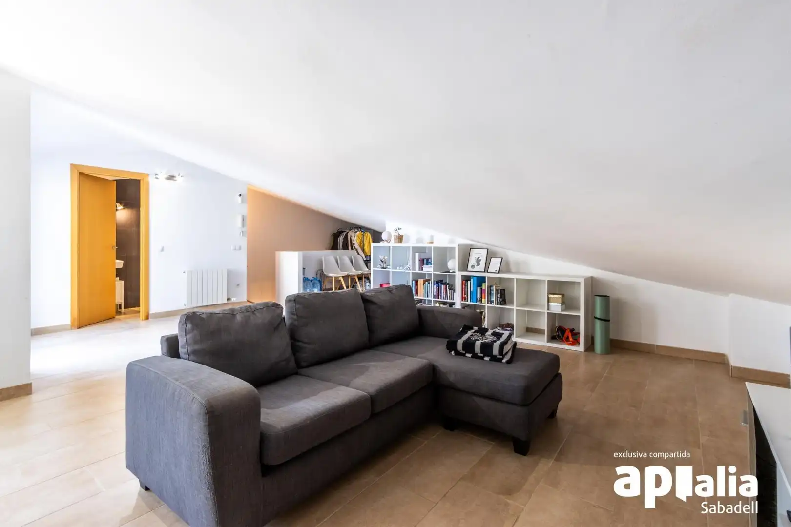 Penthouse with terrace for sale in Carrer de les Tres Creus, imagen 6