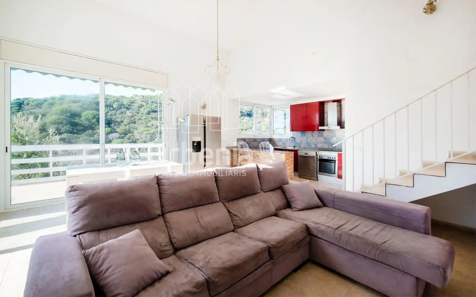 Sala d'estar de Casa o xalet en venda en Sant Cebrià de Vallalta amb Aire condicionat, Calefacció i Terrassa