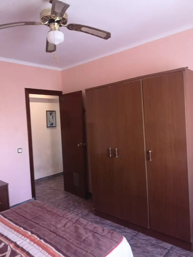 Schlafzimmer von Wohnung zum Verkauf in Jaén mit Klimaanlage, Ofen und Waschmaschine