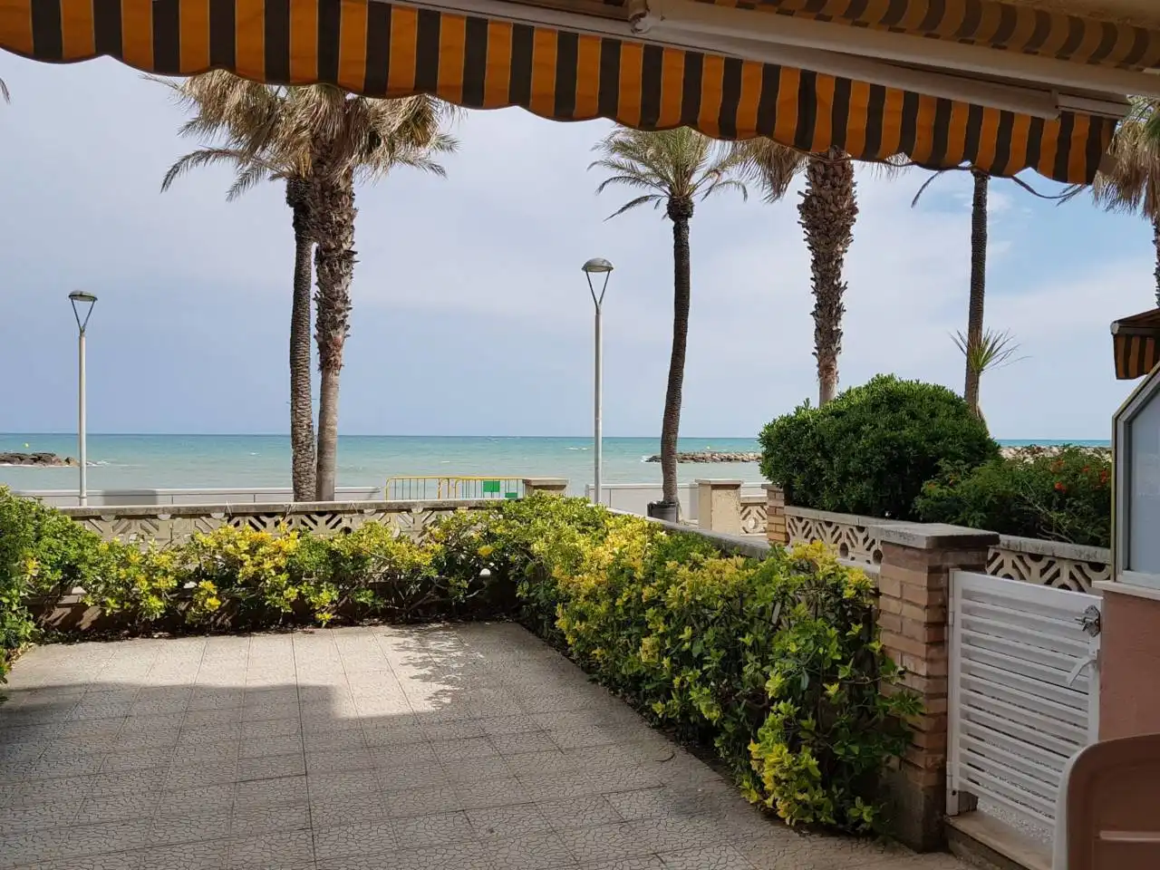 Flat for rent in Vilanova i la Geltrú  with Private garden, Terrace and Furnished
