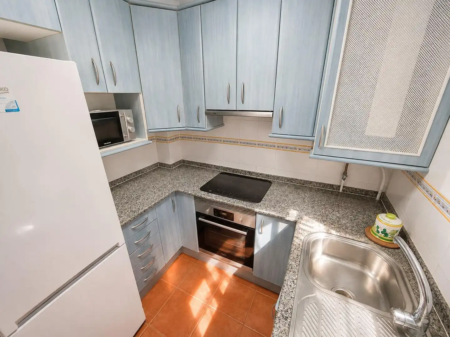 Küche von Wohnung zur Miete in Madrid mit Heizung, Möbliert und Balkon