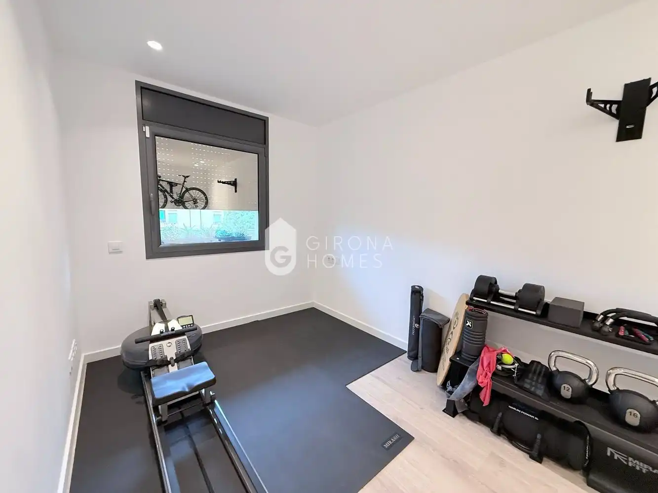 Apartments for rent in Girona  with Air Conditioner, Terrace and Furnished