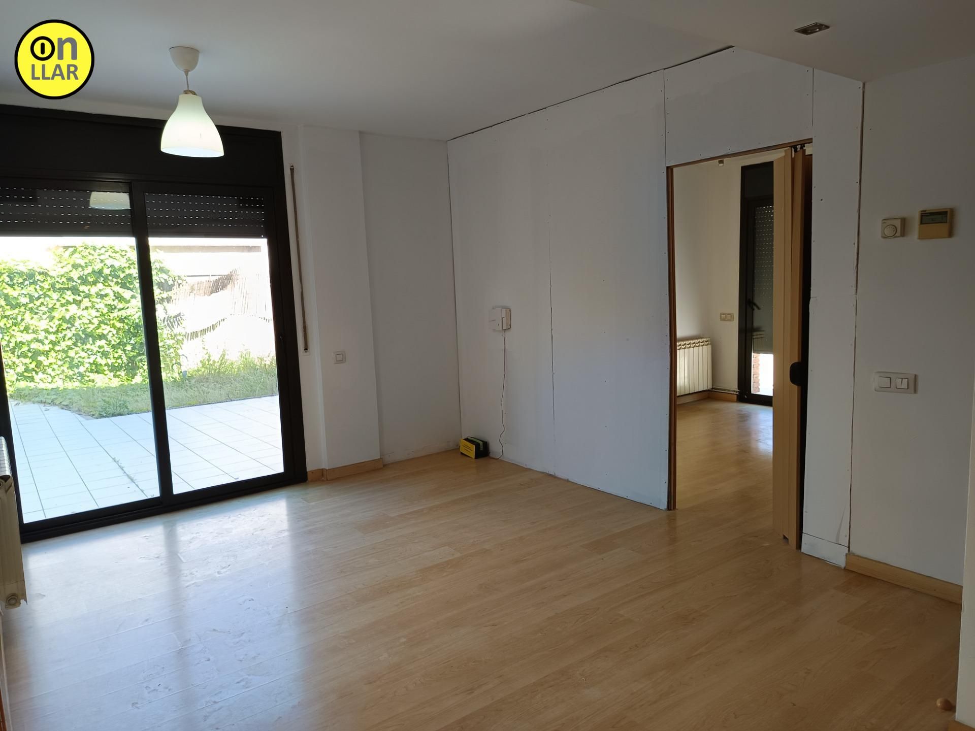 Flat for sale in Sant Fost de Campsentelles  with Private garden, Terrace and Storage room
