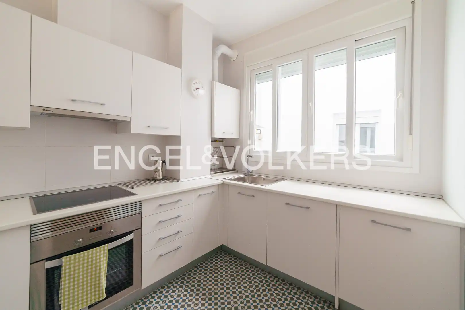 Küche von Wohnung zum Verkauf in Cádiz mit Heizung und Balkon