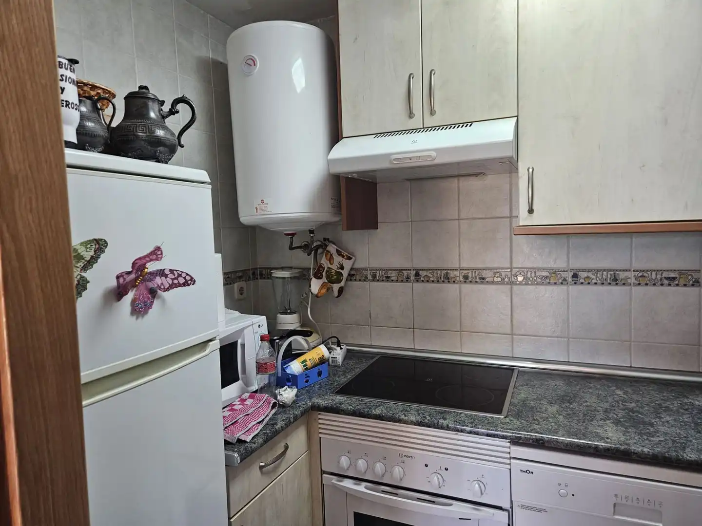 Cuina de Pis en venda en Ávila amb Aire condicionat, Terrassa i Traster