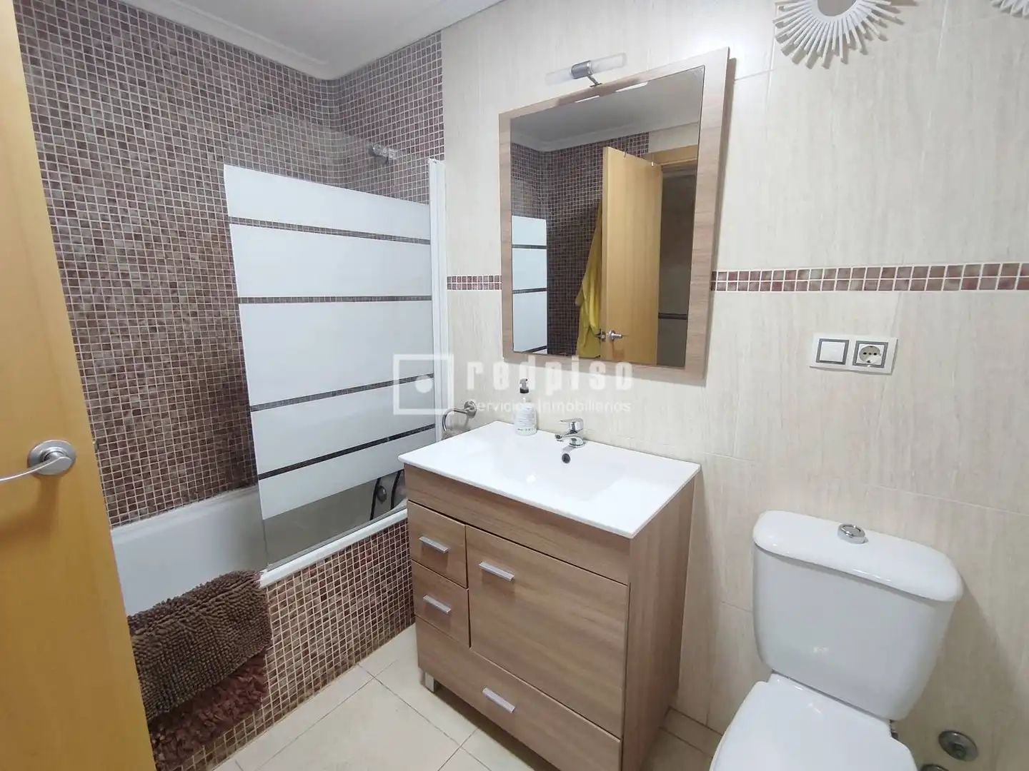 Bathroom of Houses for sale in Almazora / Almassora  with Air Conditioner, Private garden and Terrace