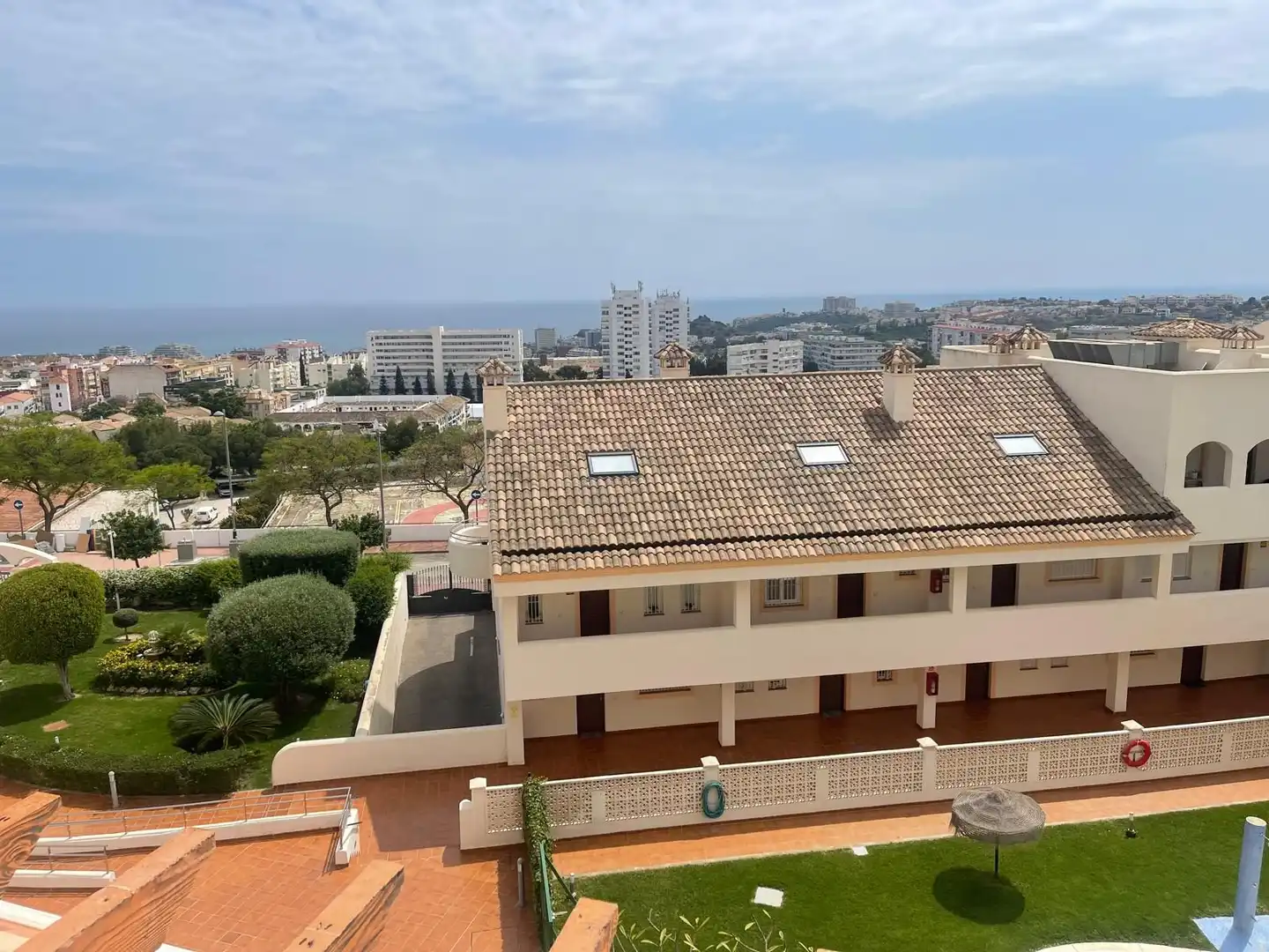 Vista exterior de Piso en venta en Benalmádena con Aire acondicionado, Terraza y Trastero