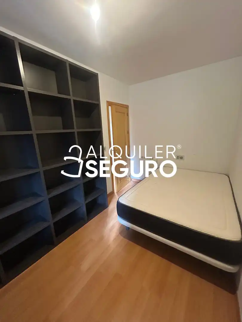 Schlafzimmer von Wohnung zur Miete in Churriana de la Vega mit Klimaanlage, Heizung und Abstellraum