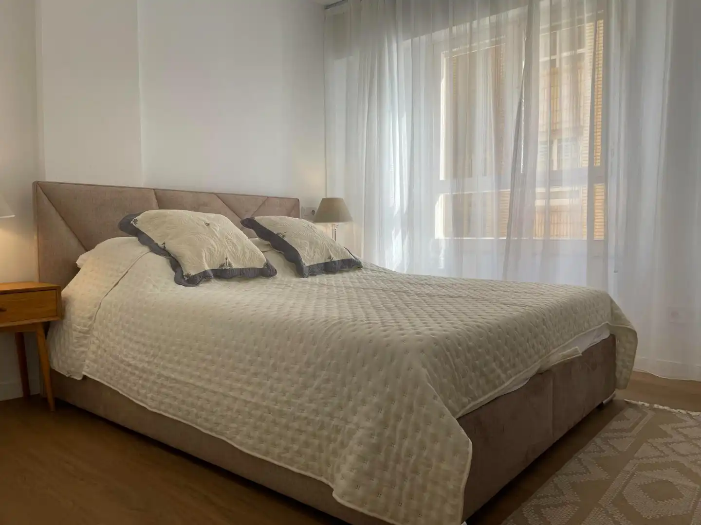 Schlafzimmer von Wohnungen zum Verkauf in Torrevieja mit Klimaanlage, Heizung und Möbliert