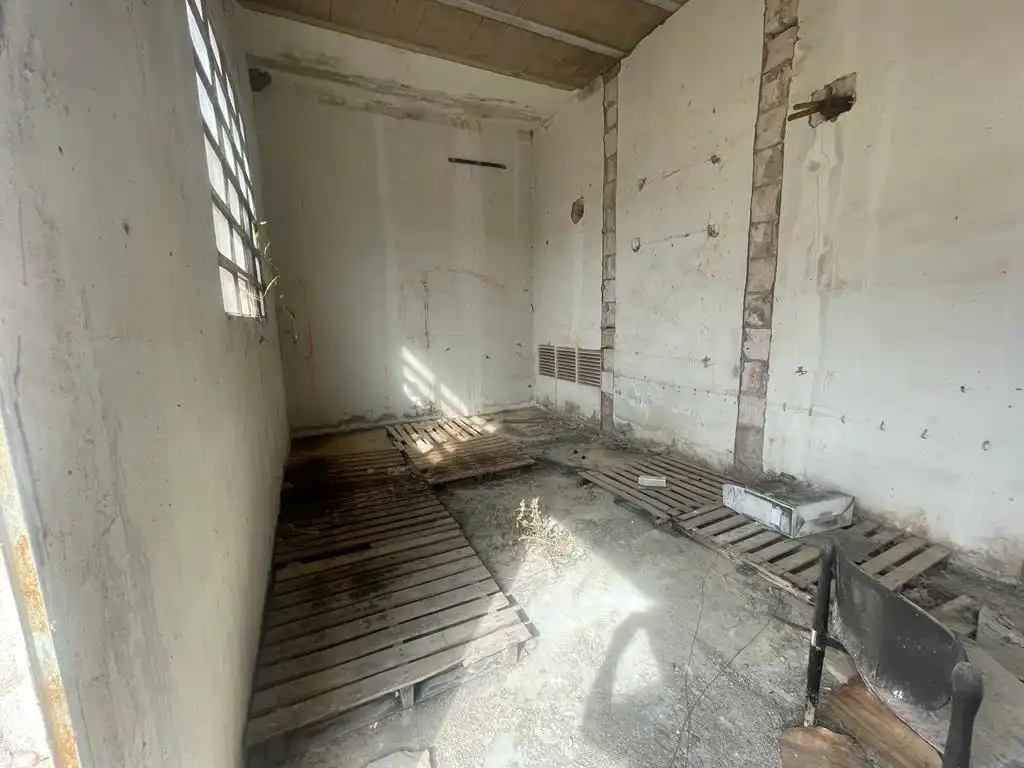 Nave industrial en venta en Oliva, Ribesalbes
