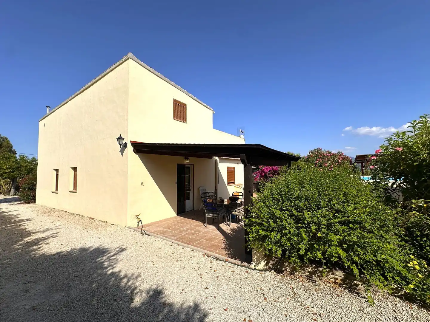 Exterior view of Houses for sale in Ontinyent  with Air Conditioner, Heating and Storage room