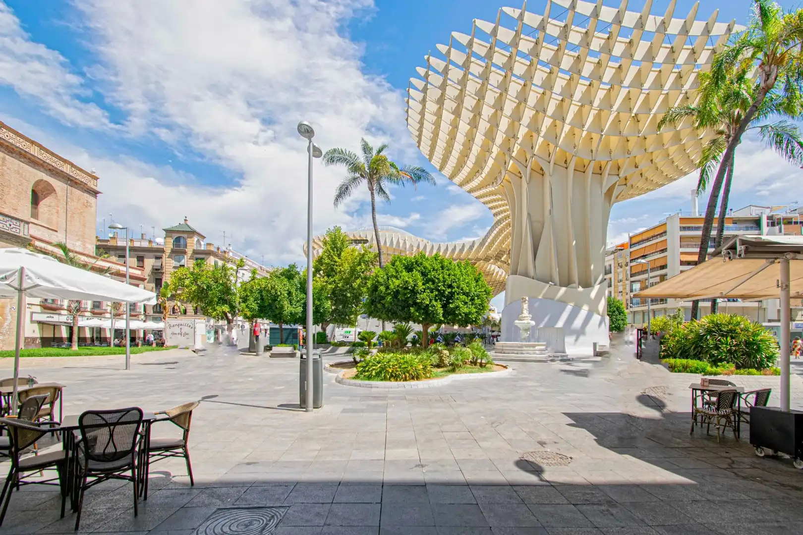Vista exterior de Piso en venta en Sevilla con Aire acondicionado, Calefacción y Balcón