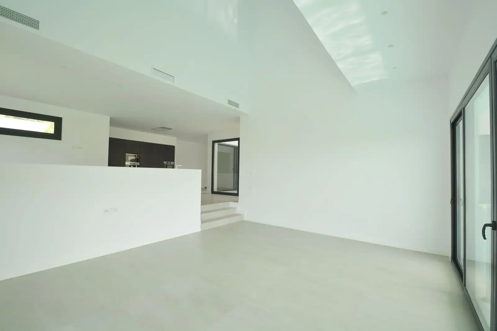 Houses for sale in Marbella  with Air Conditioner, Private garden and Terrace