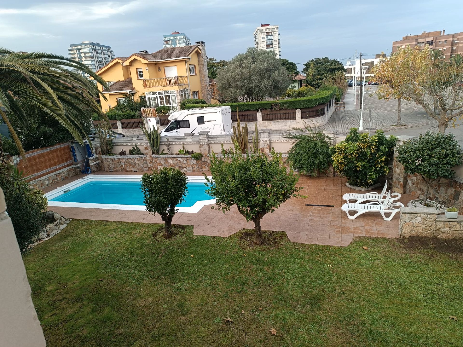 Swimming pool of House or chalet for sale in Castrillón  with Heating, Private garden and Parquet flooring