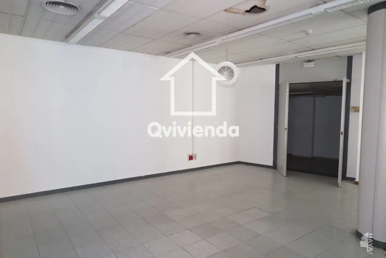 Local comercial en venda a Rafael Casanova, imagen 4