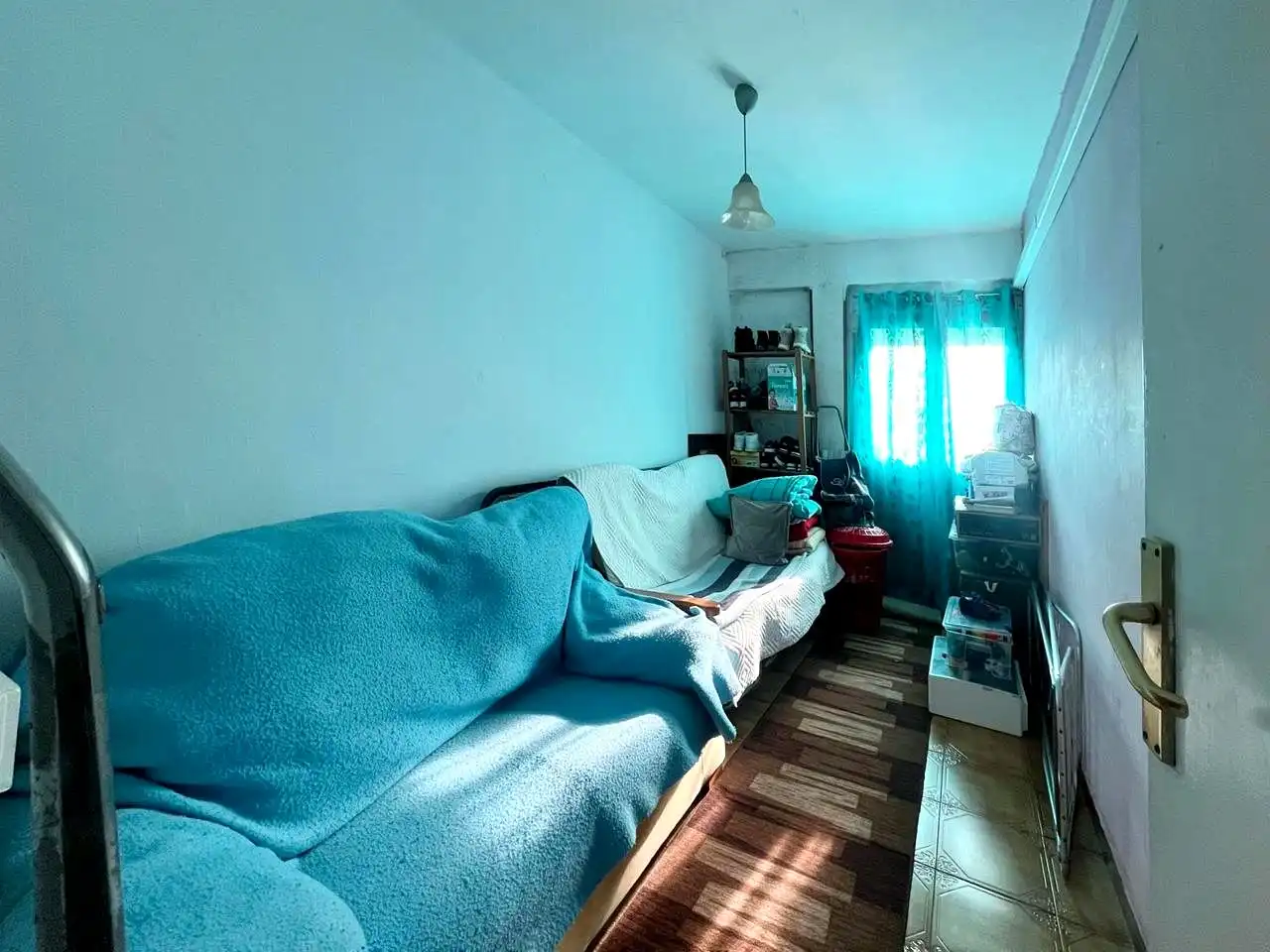 Sala d'estar de Pis en venda en Utebo amb Aire condicionat i Moblat