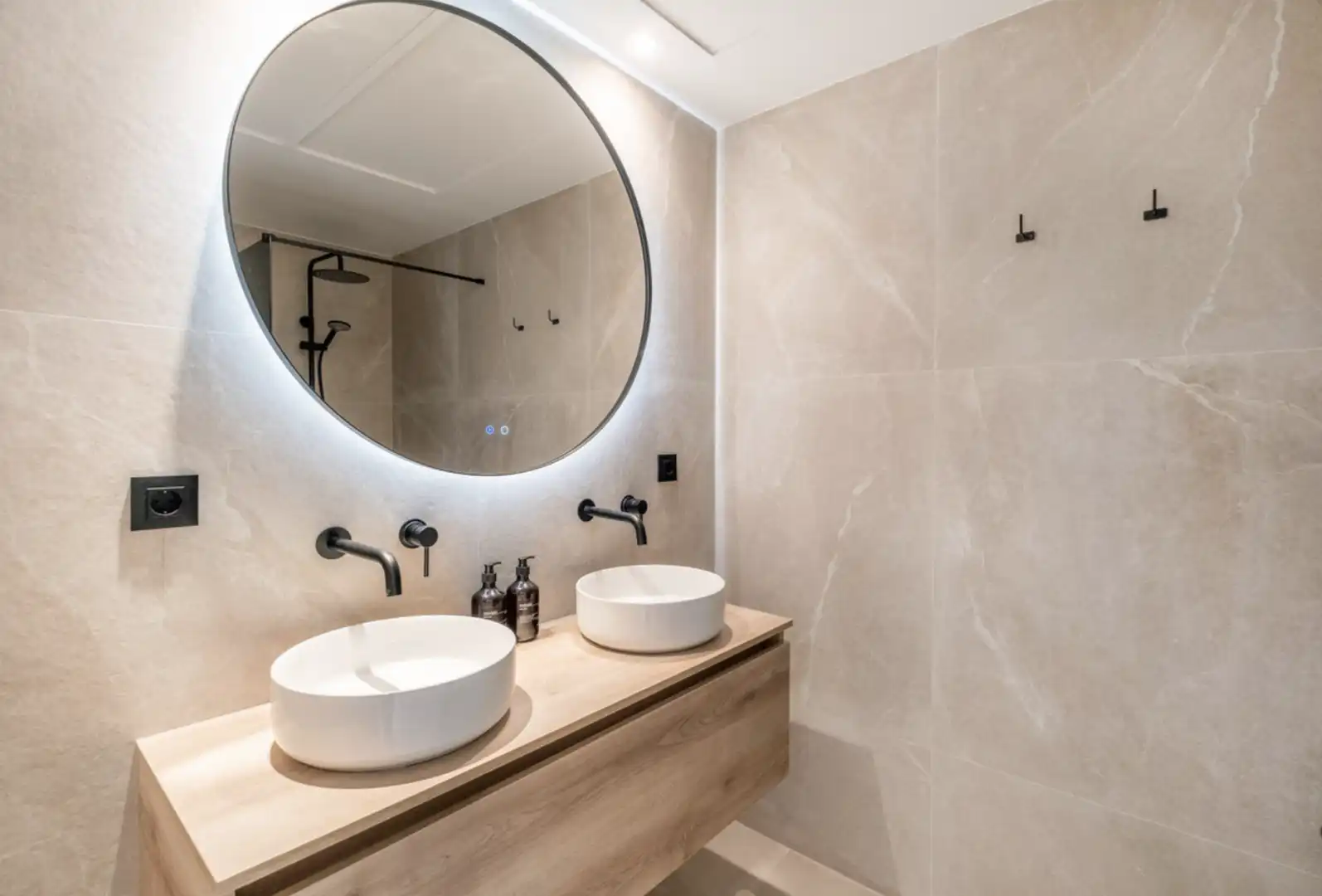 Apartamento con piscina en venta en Calle Diego de Almagro 4, imagen 13