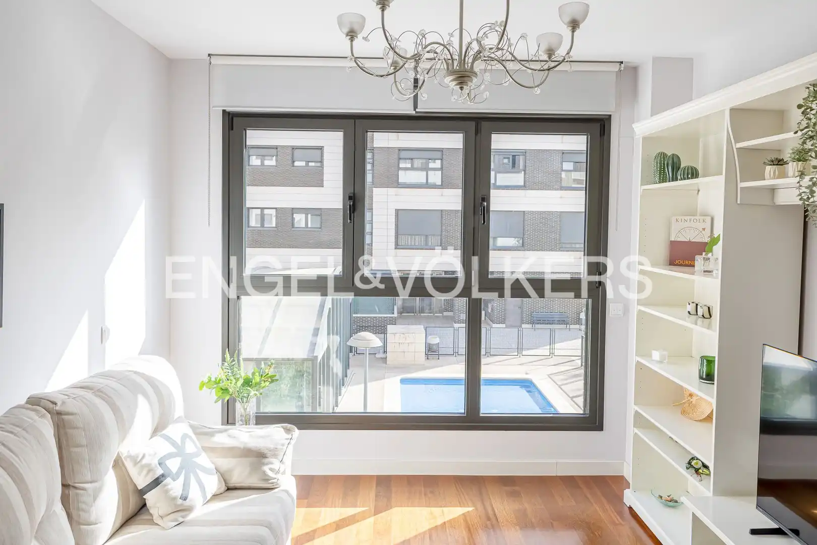 Flat for rent in Adelfas