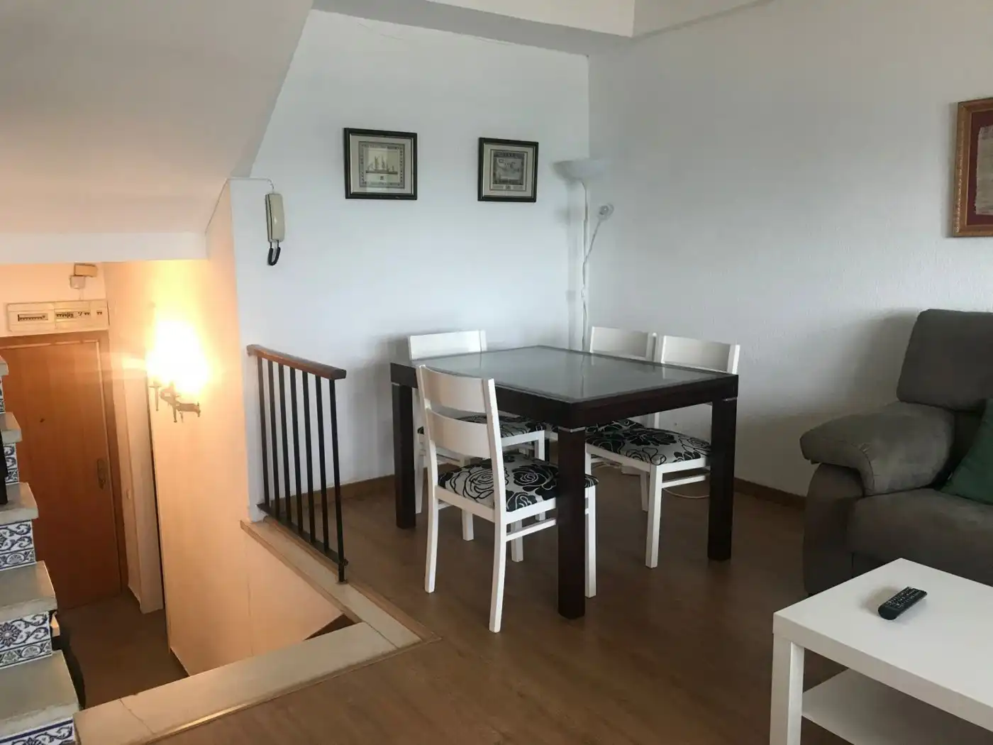 Comedor de Dúplex de alquiler en Cádiz con Terraza y Amueblado