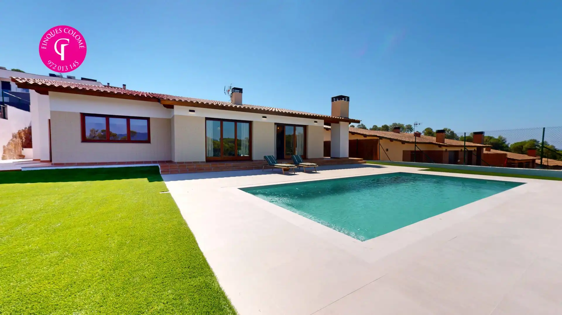 Swimming pool of Houses for sale in Sant Julià de Ramis  with Air Conditioner, Heating and Terrace