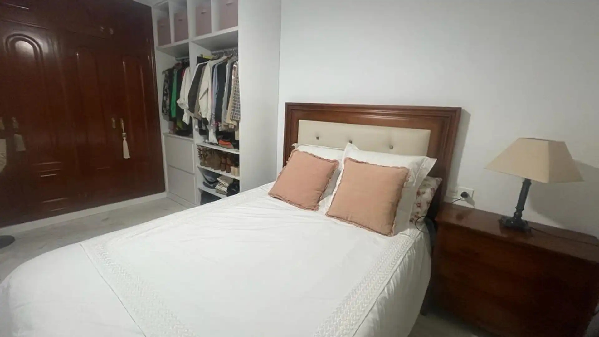 Habitación de Piso de alquiler en  Melilla Capital