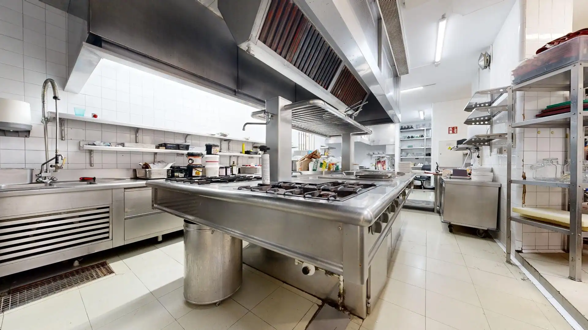 Cocina de Local en venta en Bilbao 