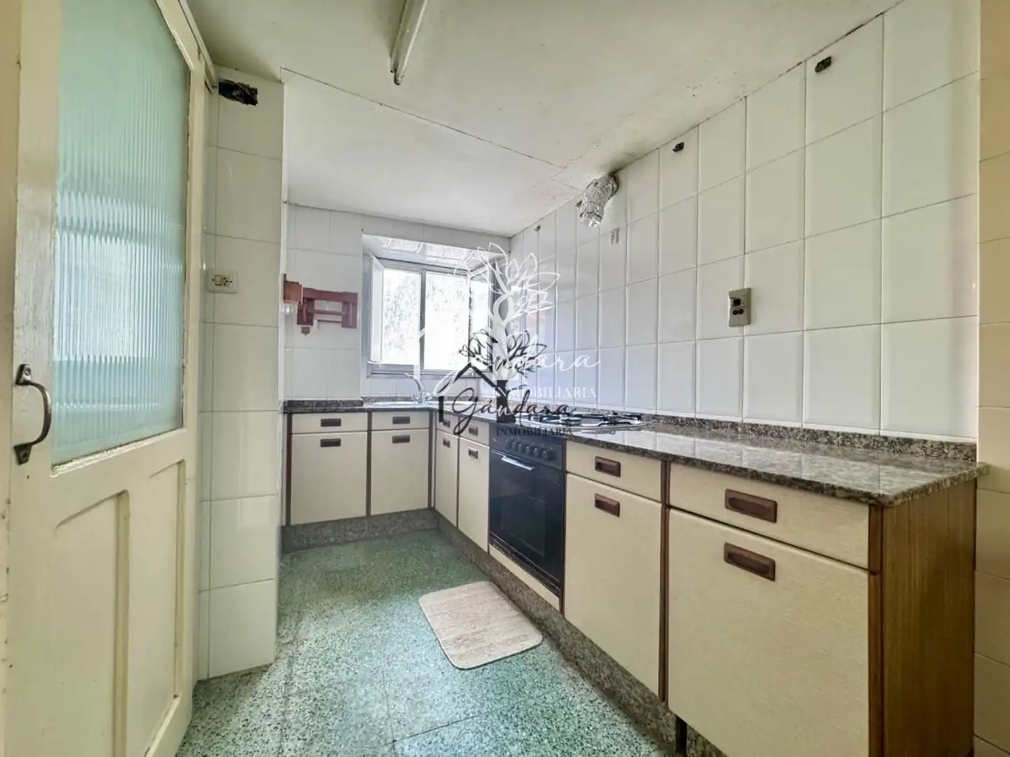 Küche von Einfamilien-Reihenhaus zum Verkauf in Ferrol mit Terrasse und Abstellraum