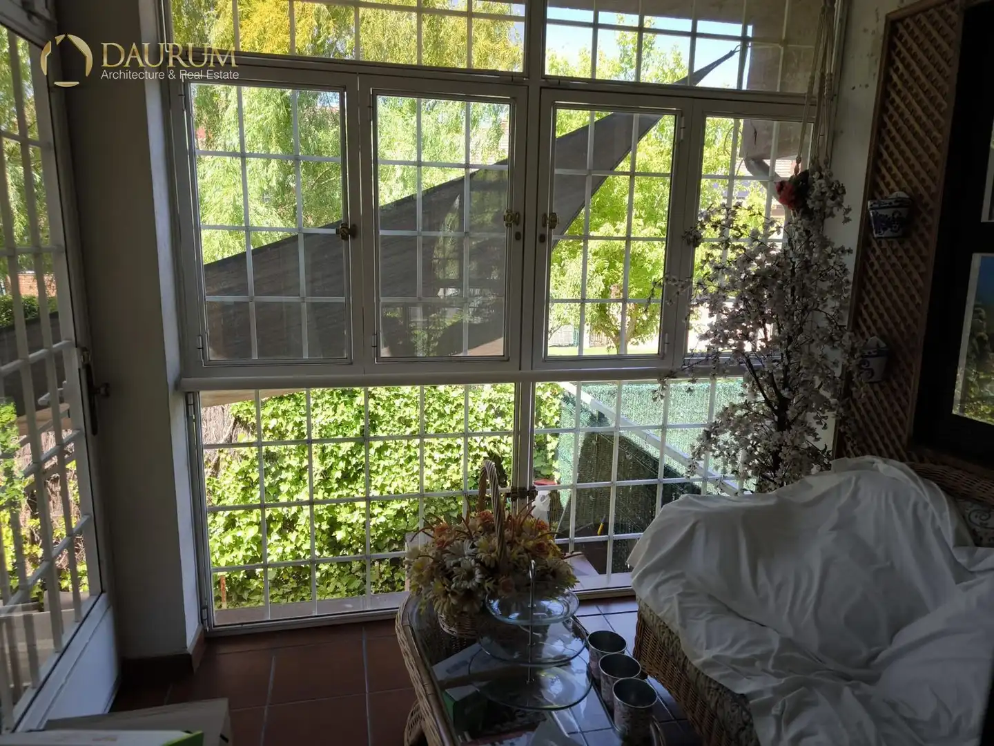 Terrassa de Casa adosada en venda en Fuenlabrada amb Aire condicionat, Calefacció i Jardí privat