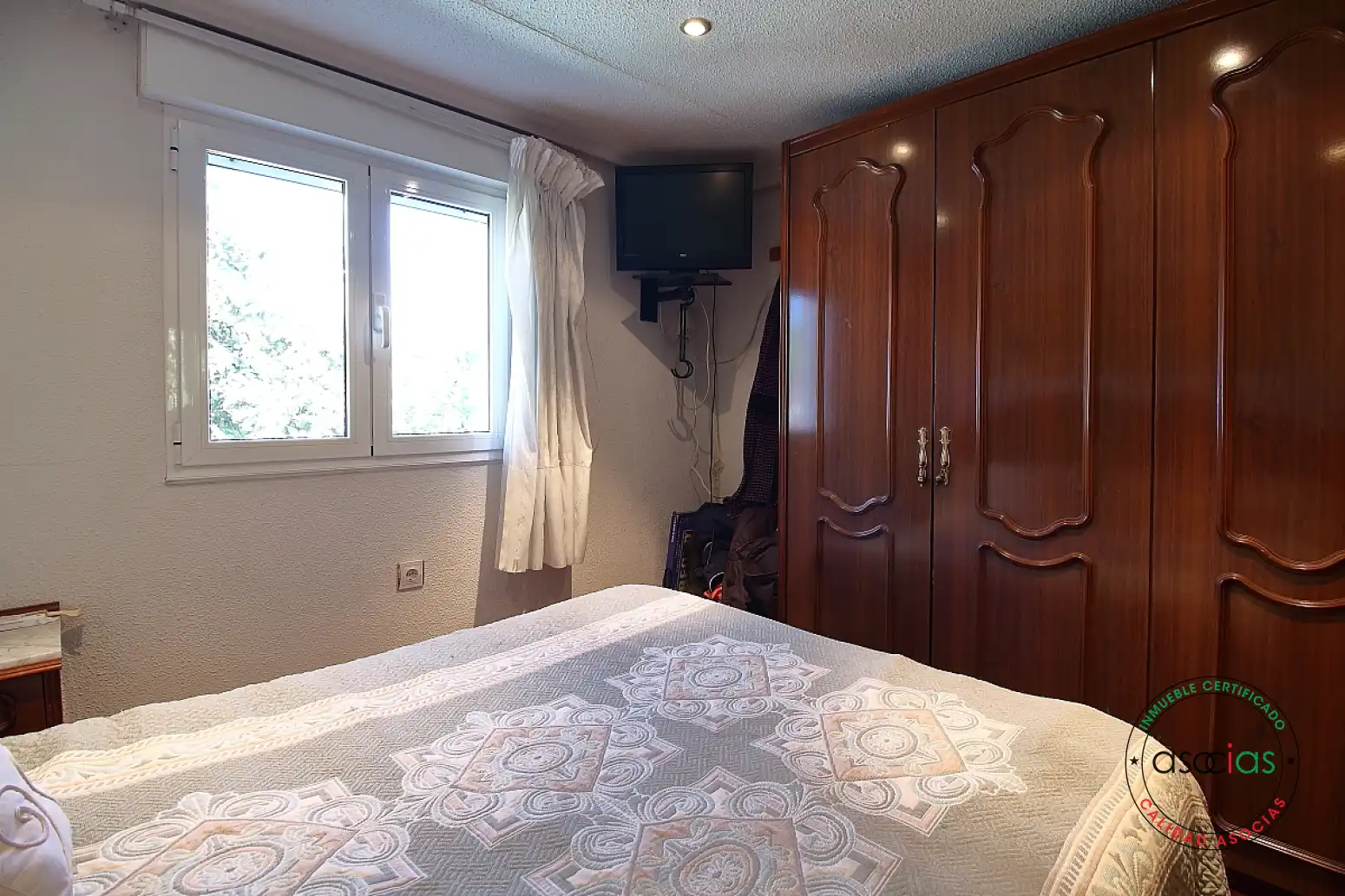 Habitación de Casa adosada en venta en Pravia con Calefacción