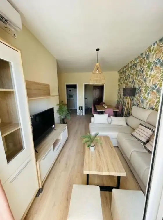 Living room of Flat for rent in Granada  with Air Conditioner, Furnished and Oven