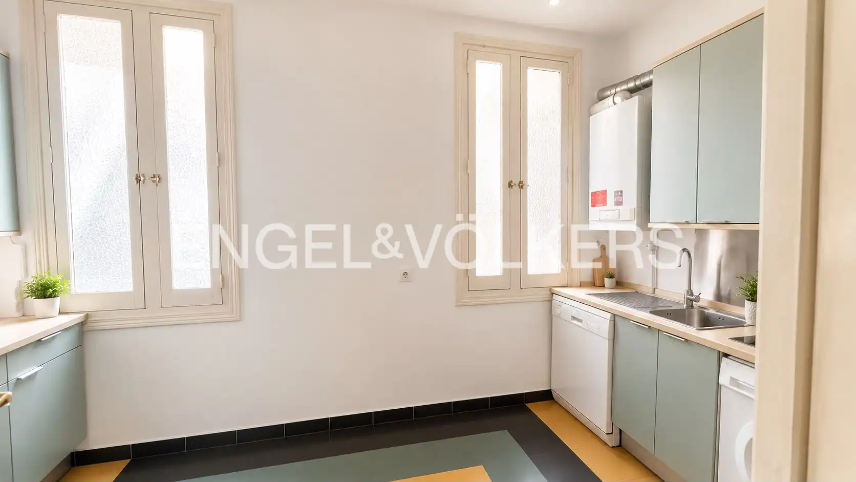 Cocina de Apartamento de alquiler en Madrid con Aire acondicionado, Calefacción y Terraza