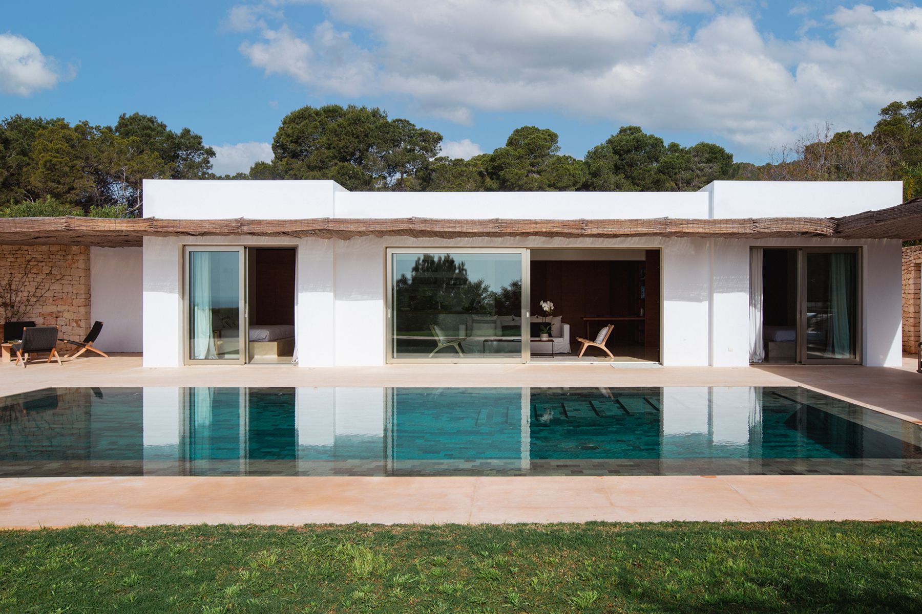 Exterior view of House or chalet to rent in Sant Josep de sa Talaia  with Air Conditioner, Heating and Private garden