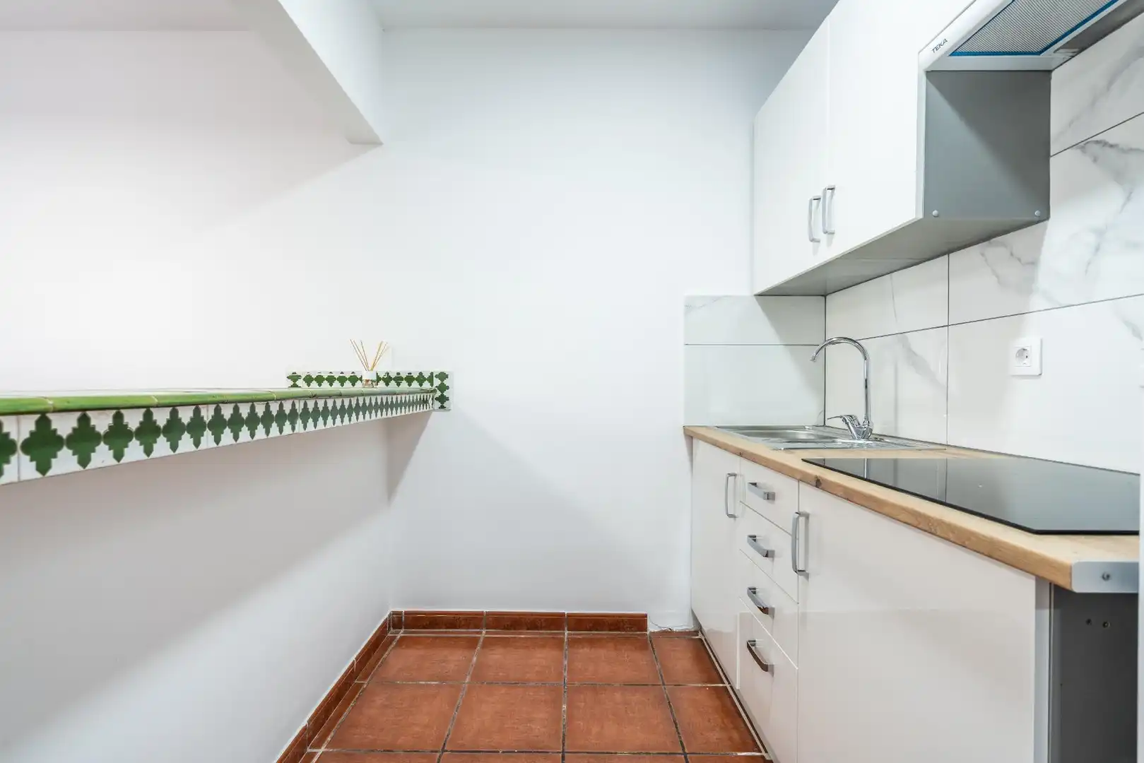 Cocina de Edificio en venta en Arona