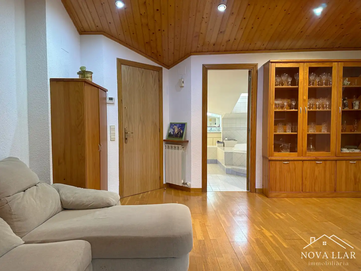 Casa adosada en venda en Gombrèn amb Calefacció, Parquet i Forn