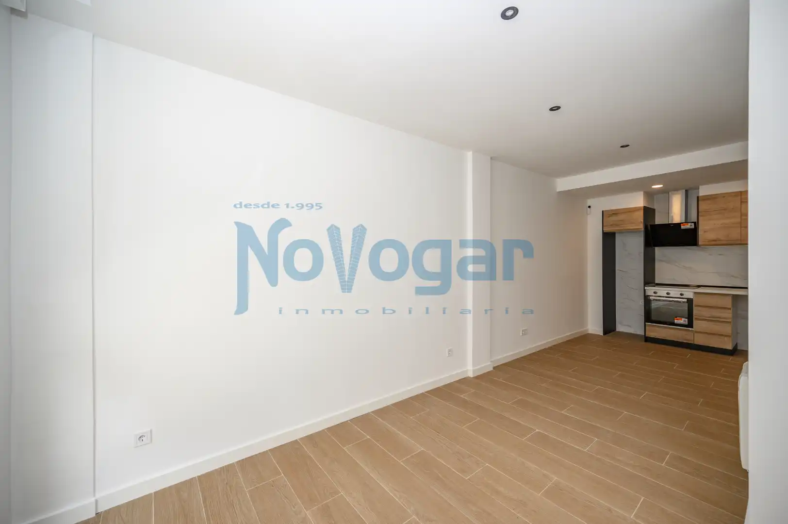 Flat for sale in Móstoles  with Heating and Oven