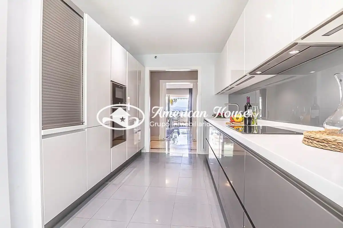 Kitchen of Apartments for sale in Milla de Oro