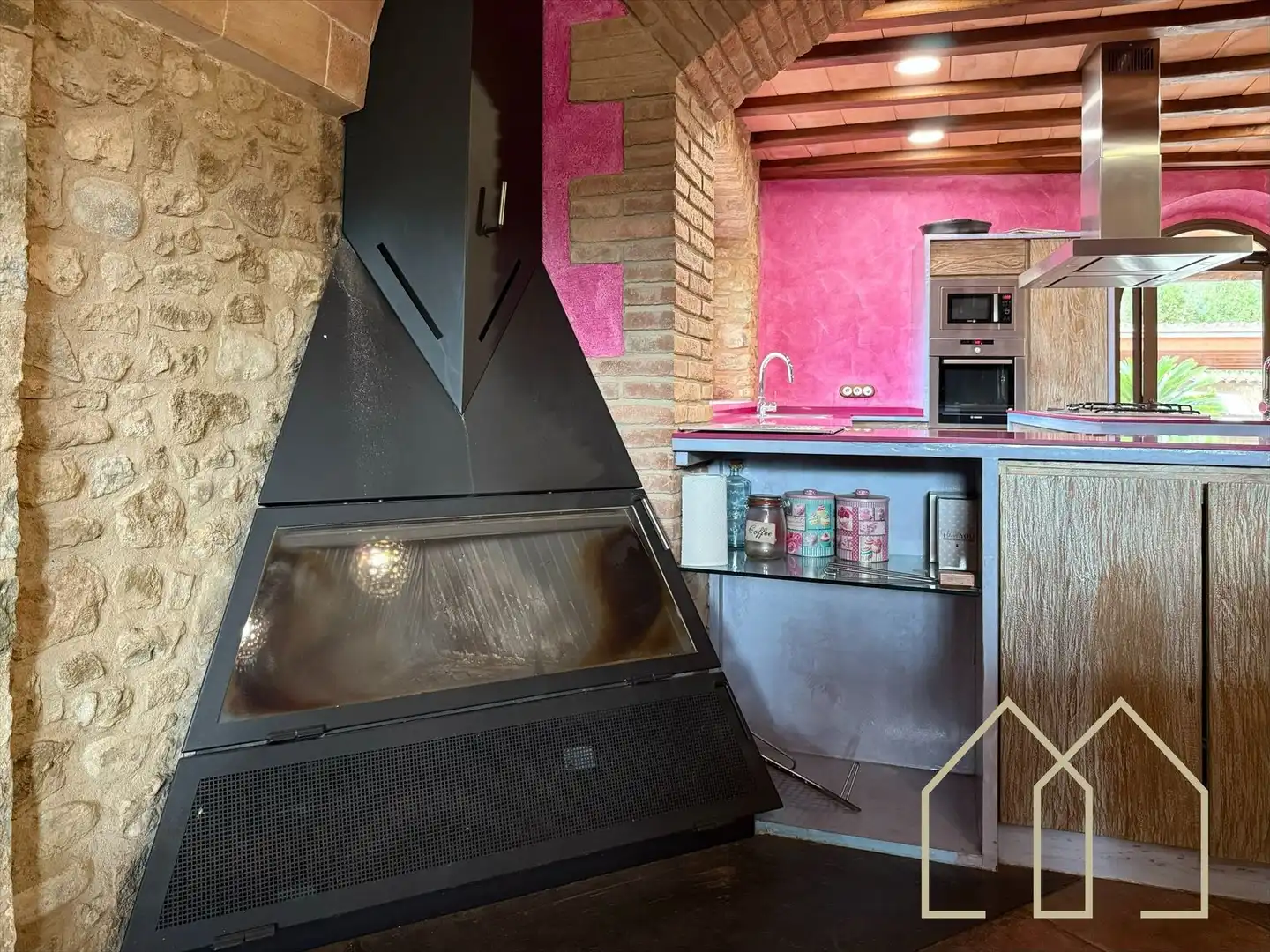 Cocina de Casa o chalet en venta en Sant Joan de Mollet con Aire acondicionado, Calefacción y Jardín privado