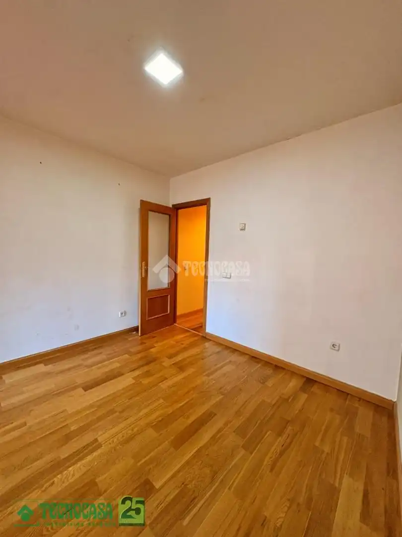 Bedroom of Flat for sale in Urbanización San Isidro