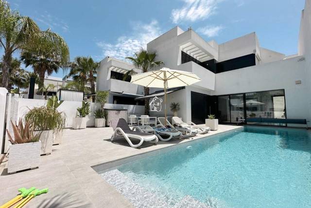 Casa-chalet en Alquiler en San Fulgencio