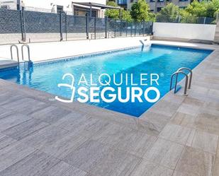 Piscina de Pis de lloguer en Torrejón de Ardoz amb Piscina